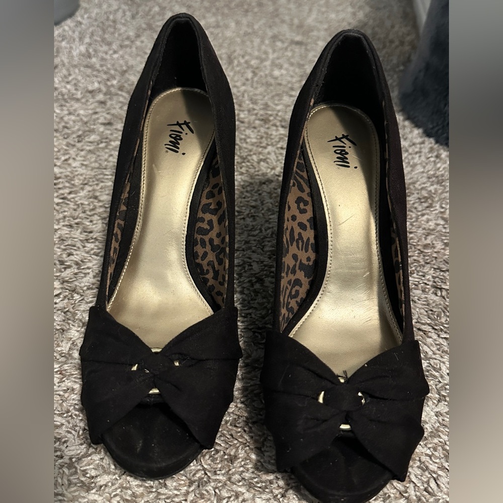 Open-toe, 3-inch heels